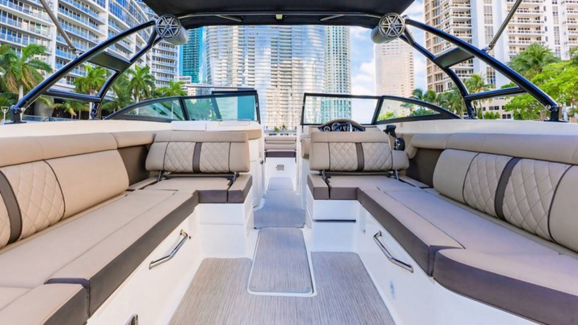 Private Miami Boat Charter: Sightseeing, Sunset & Sandbar