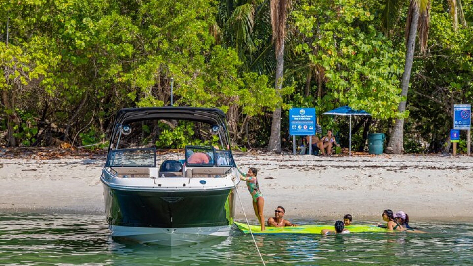 Private Miami Boat Charter: Sightseeing, Sunset & Sandbar