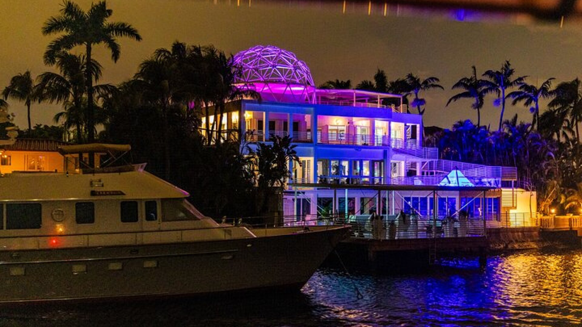Miami Sunset and City Lights Cocktail Cruise