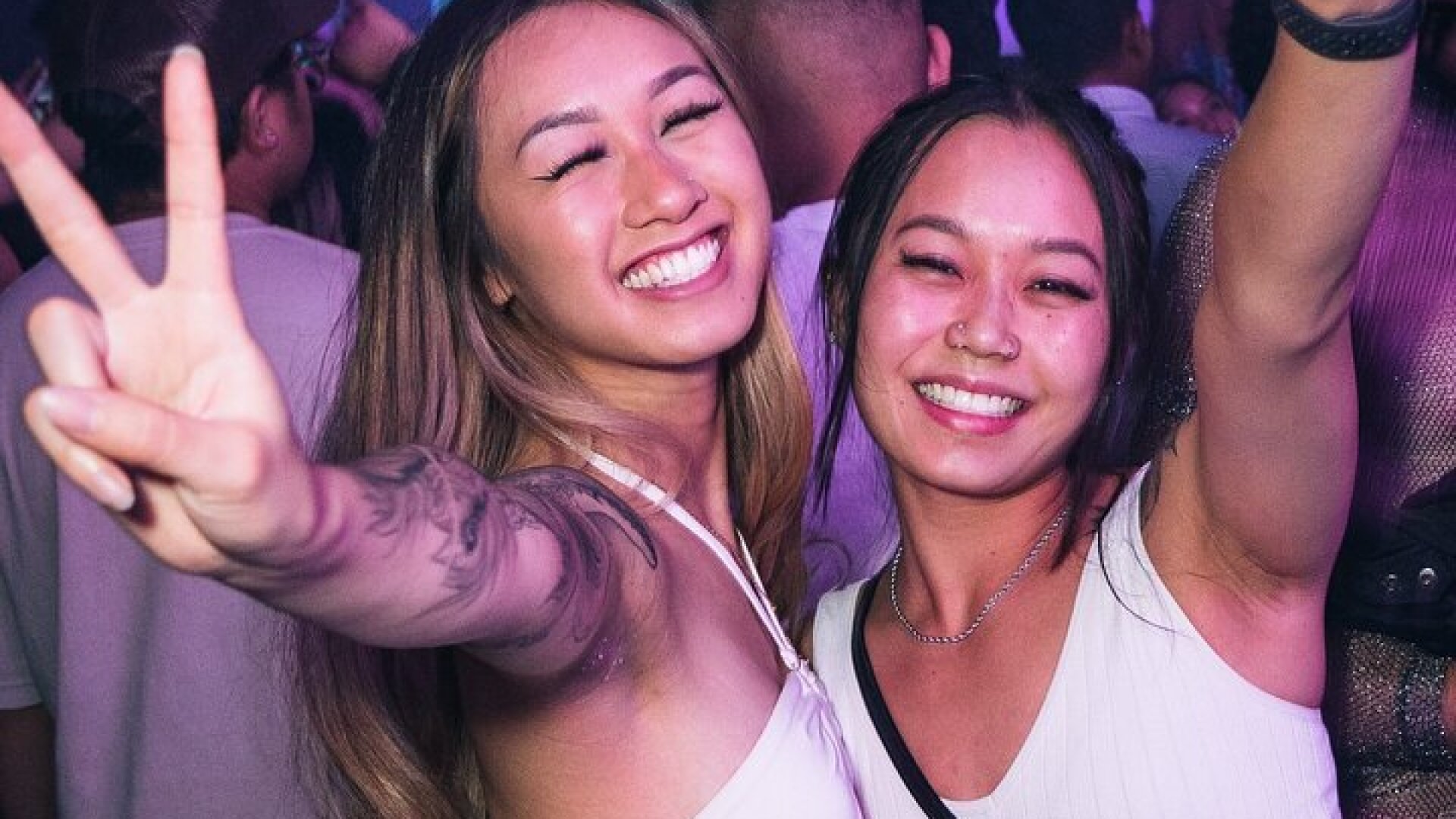Miami: Adults Only Party Cruise with Two Drinks Included