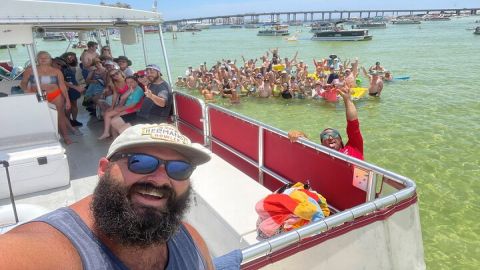 4 Hour Destin Harbor Crab Island Excursion 