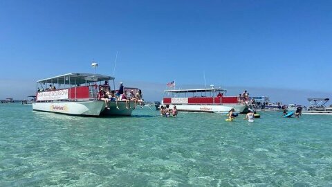 4 Hour Destin Harbor Crab Island Excursion 