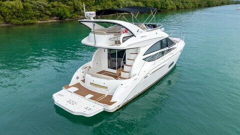 42 to 46 Ft Private Yacht Miami, rent for 2 or 4 hours, 13 ppl