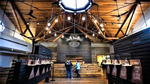 Nashville to Jack Daniel's Distillery Bus Tour