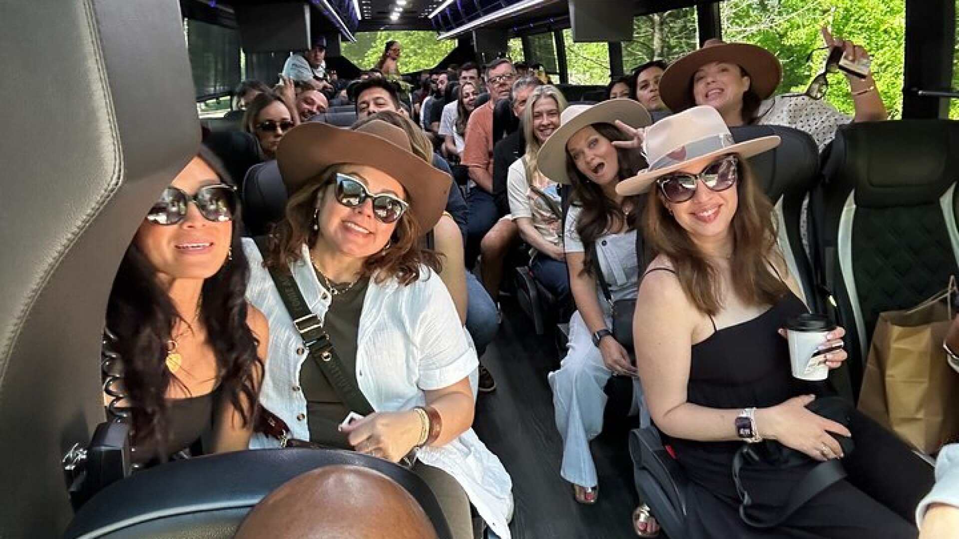 Nashville to Jack Daniel's Distillery Bus Tour + Whiskey Tastings