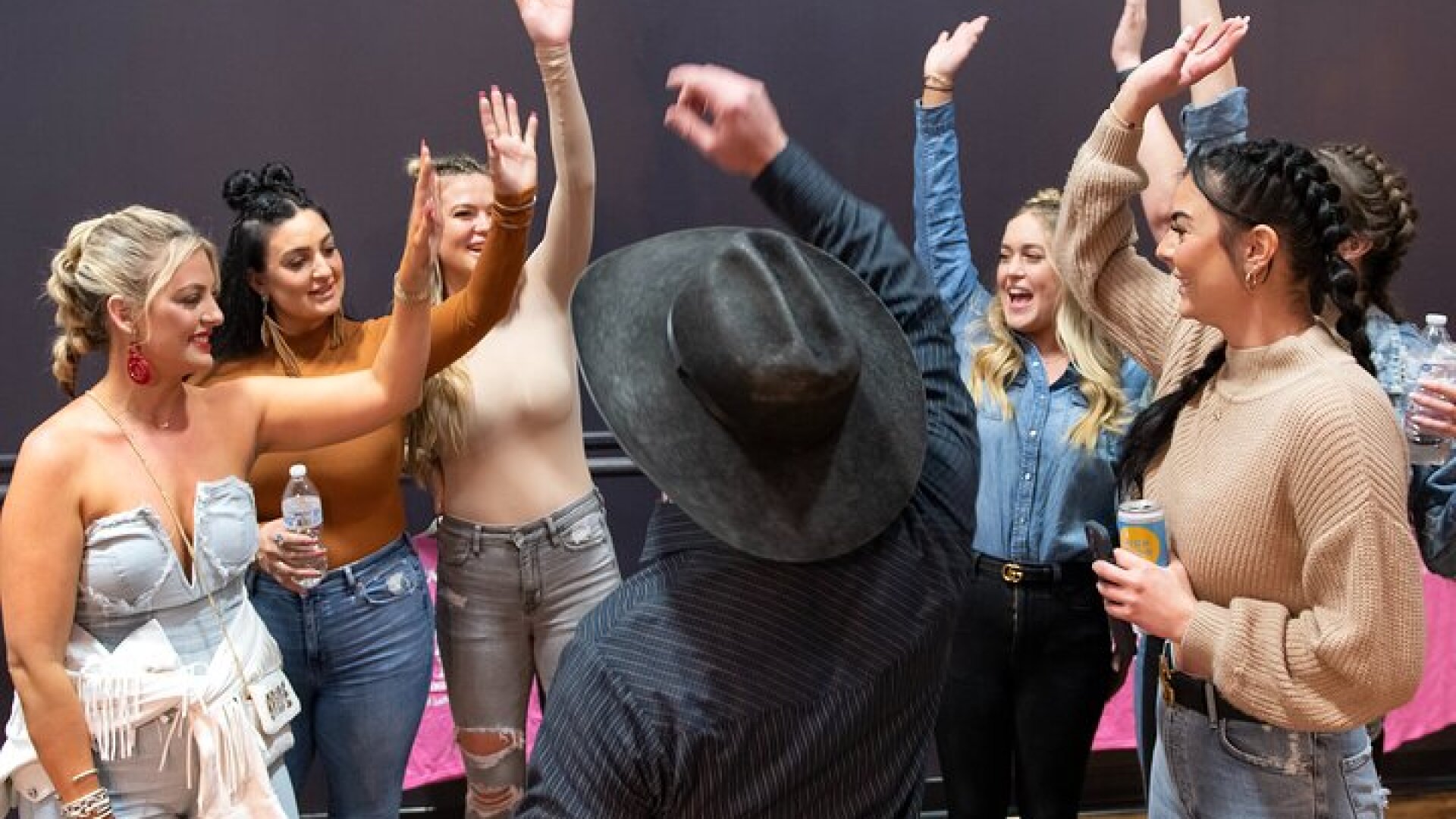 Beginner's Line Dancing Class with Instructor in Nashville