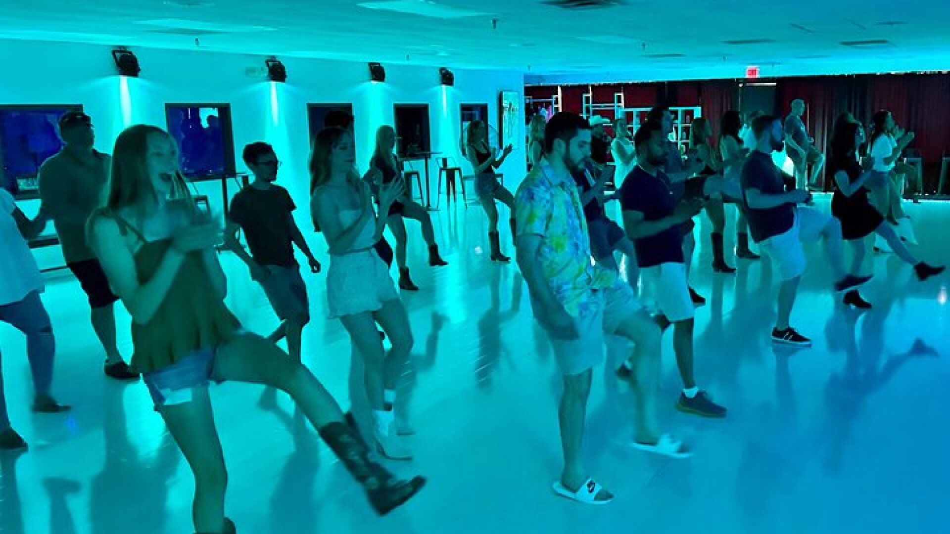 Beginner's Line Dancing Class with Instructor in Nashville