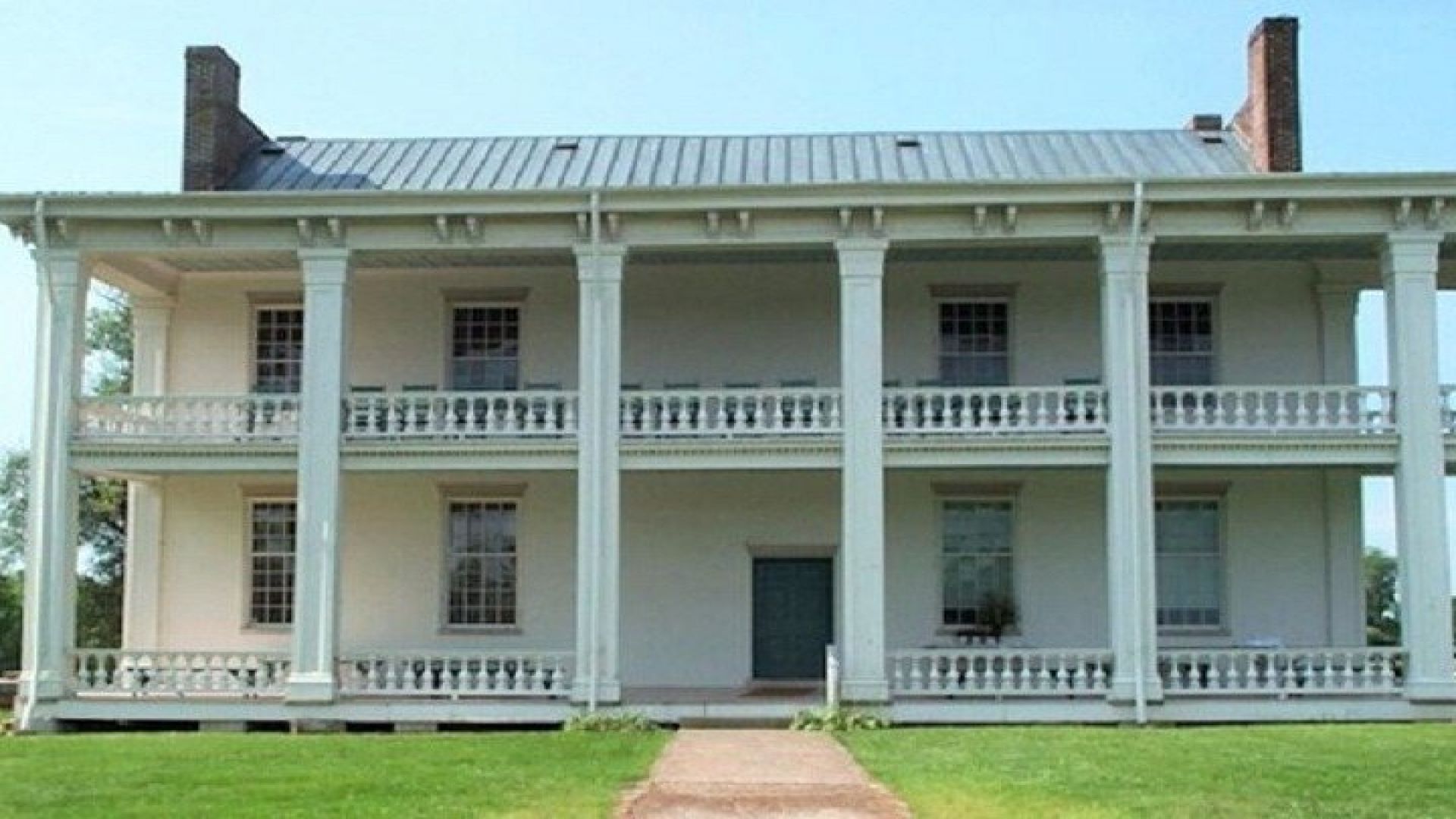 Civil War Tour with Lotz House, Carter House & Carnton Admission from Nashville