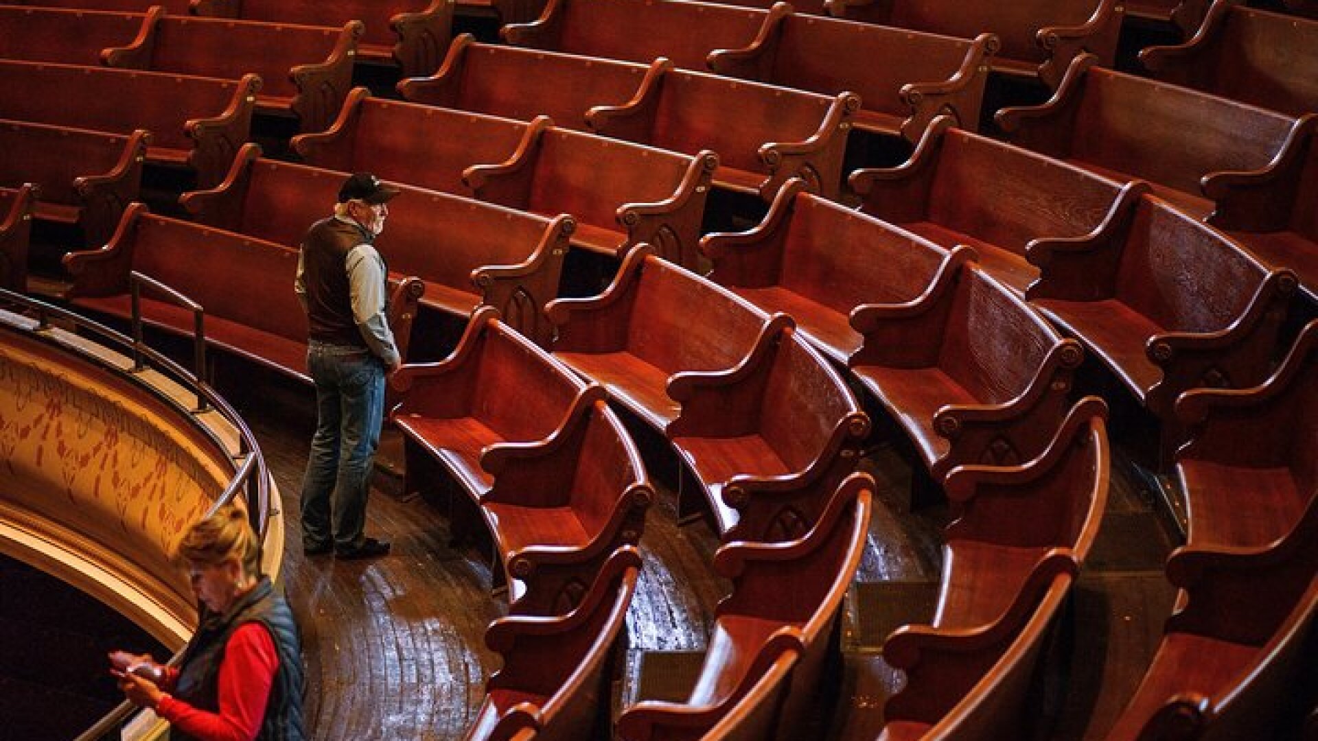 Discover Nashville City Tour with Entry to Ryman & Country Music Hall of Fame