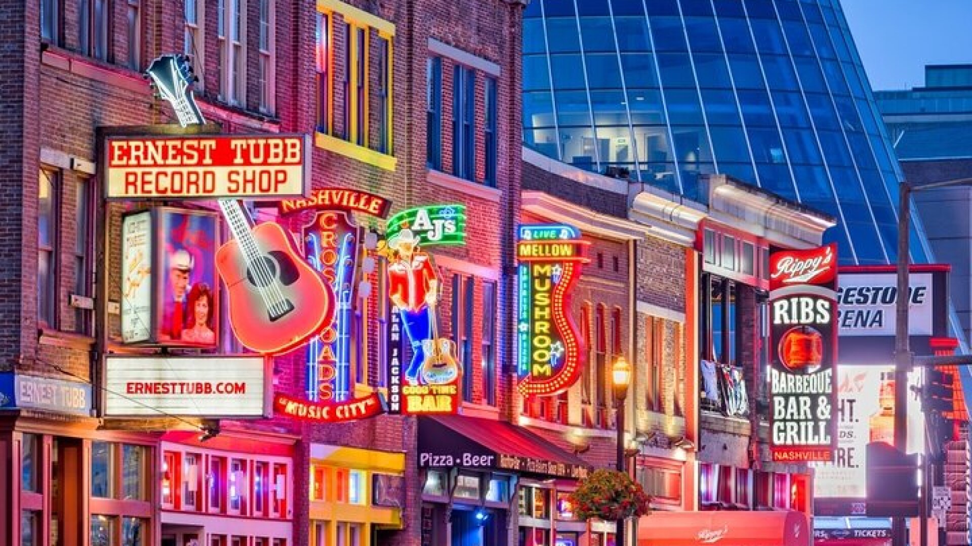 Nashville's Haunted Spirits Murder & True Crime Ghostly Pub Crawl