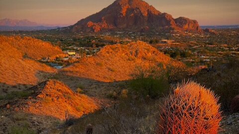 Stunning Sunset or Sunrise Guided Hiking Adventure in Phoenix