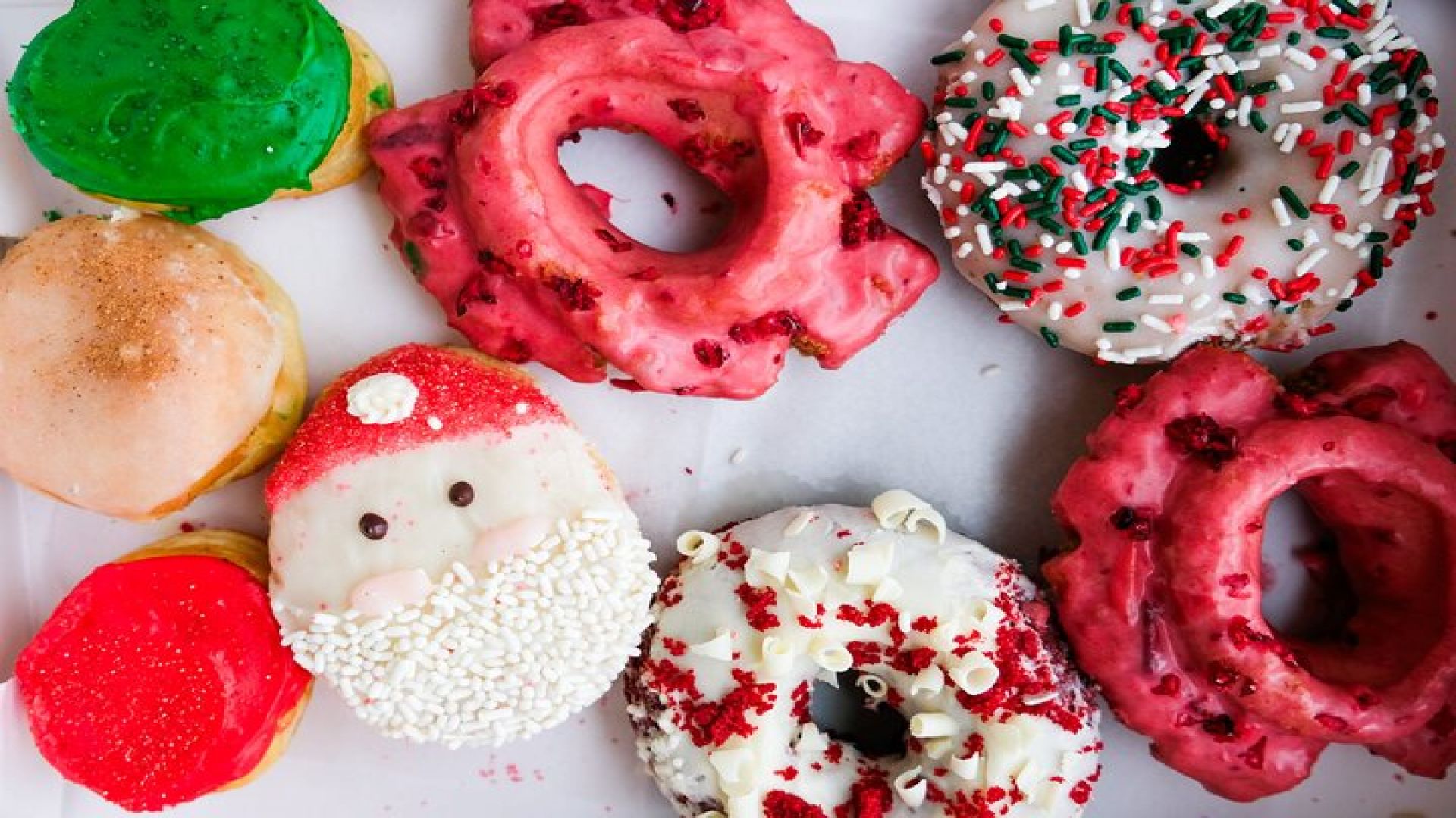 Christmas Delights: Festive Tea & Doughnuts at Borough Market