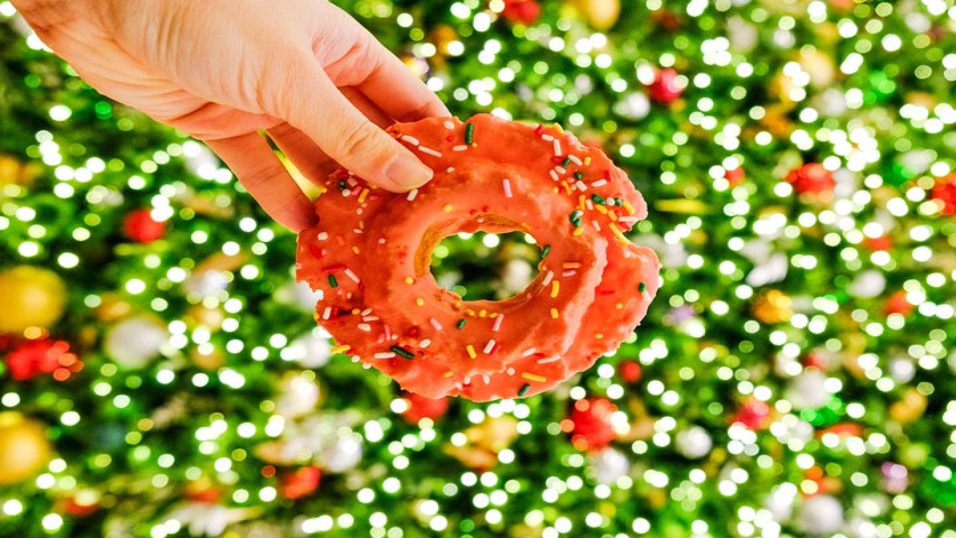 Christmas Delights: Festive Tea & Doughnuts at Borough Market