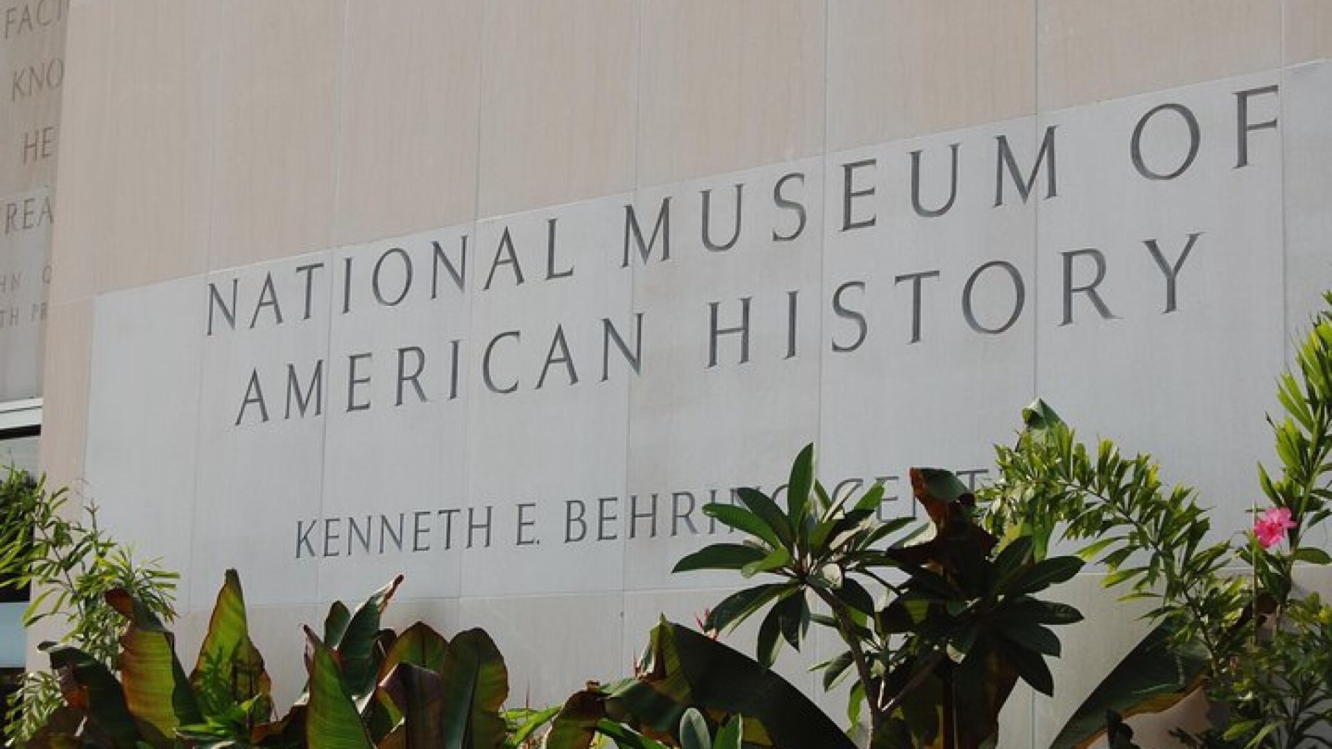 Smithsonian Museum of American History Exclusive Guided Tour