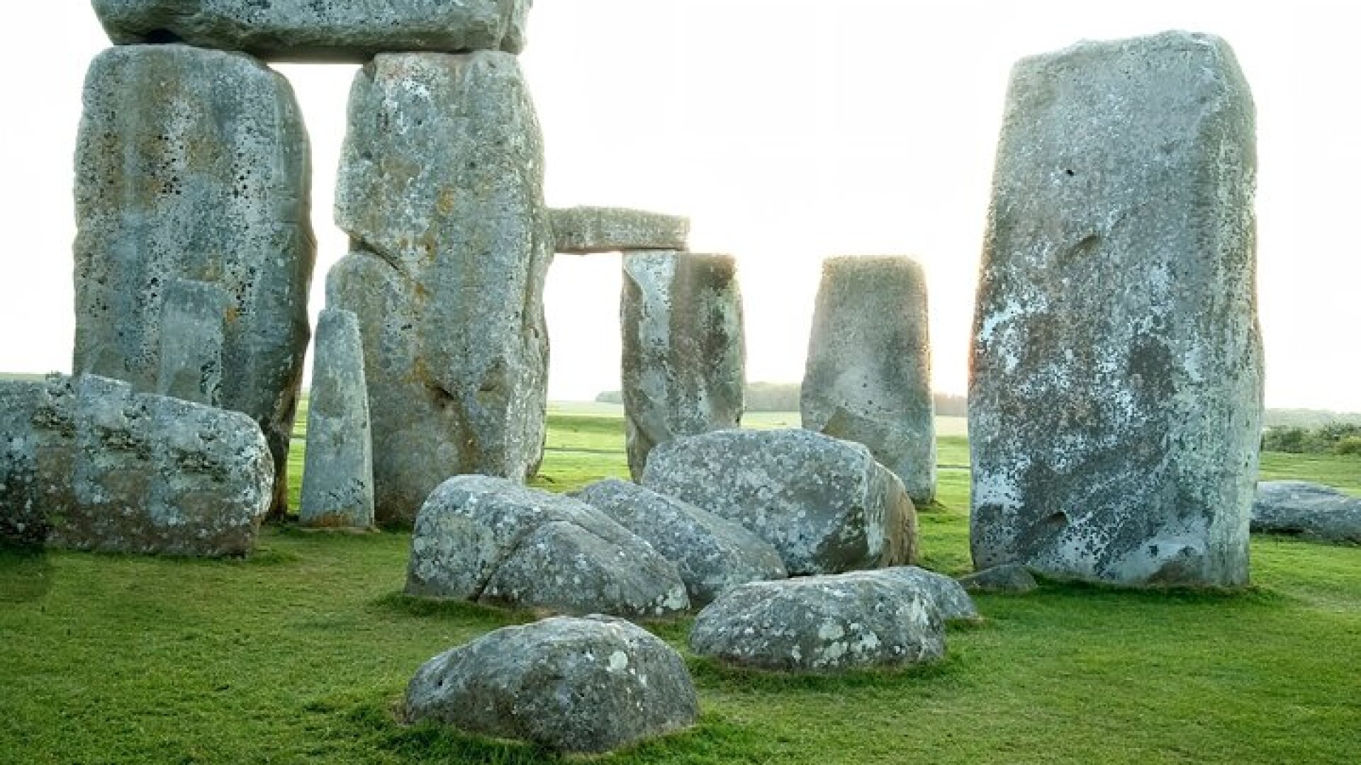 Stonehenge Inner Circle and Windsor Open Top Bus Tour