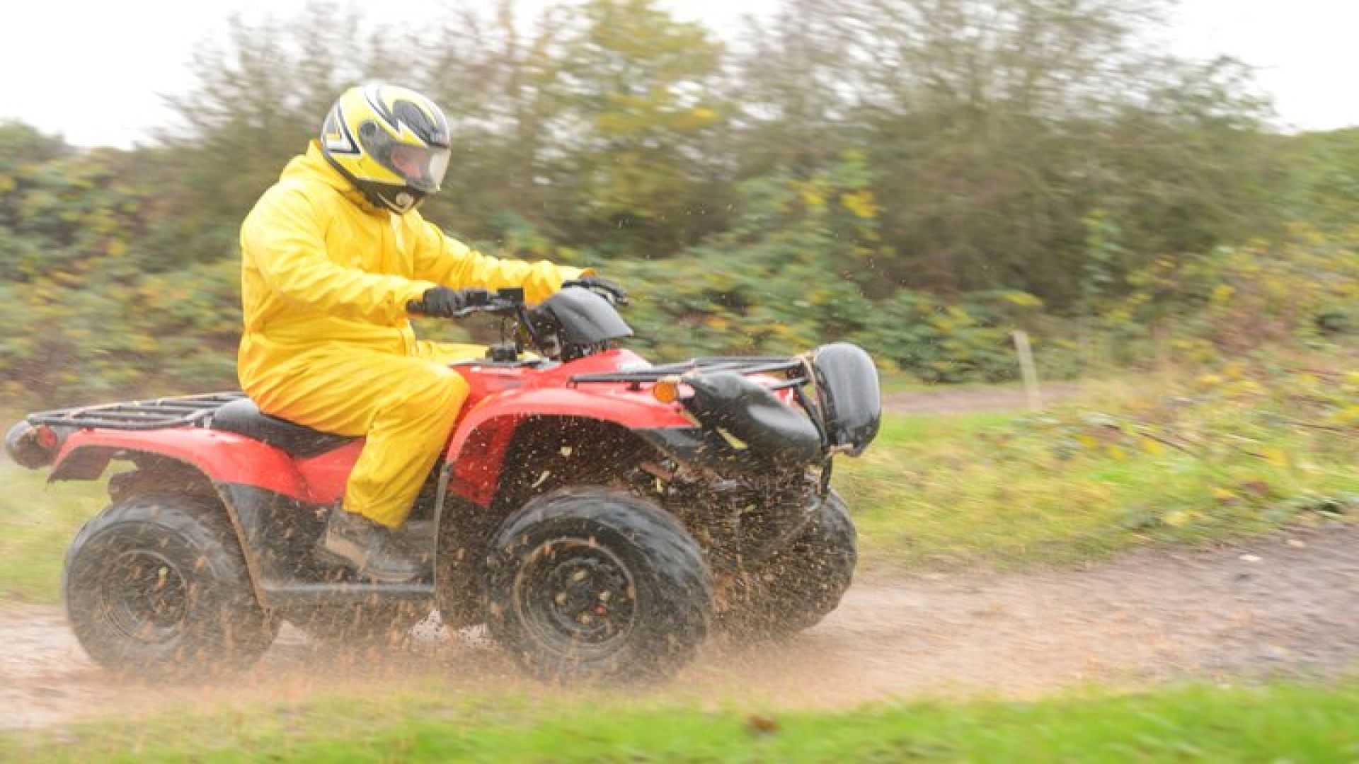 Quad Bike Trekking in Warwick