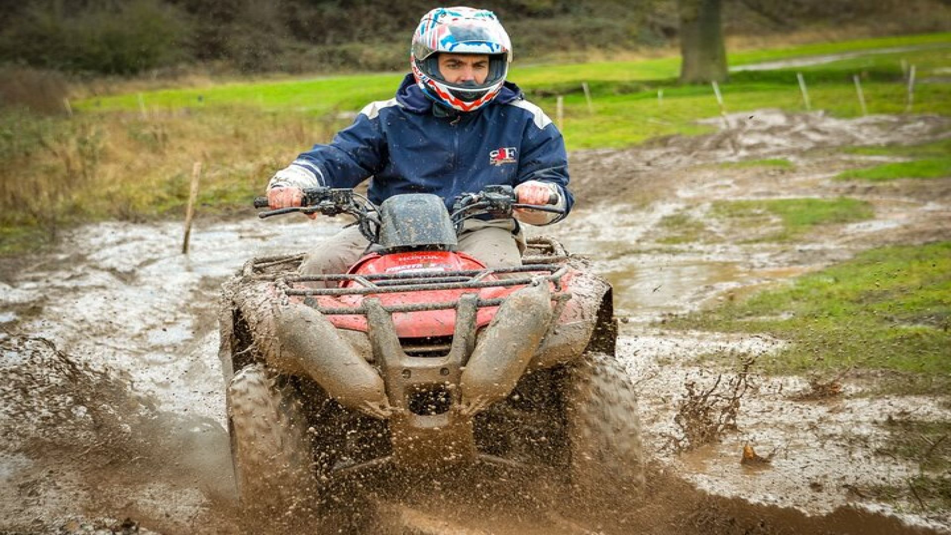 Quad Bike Trekking in Warwick