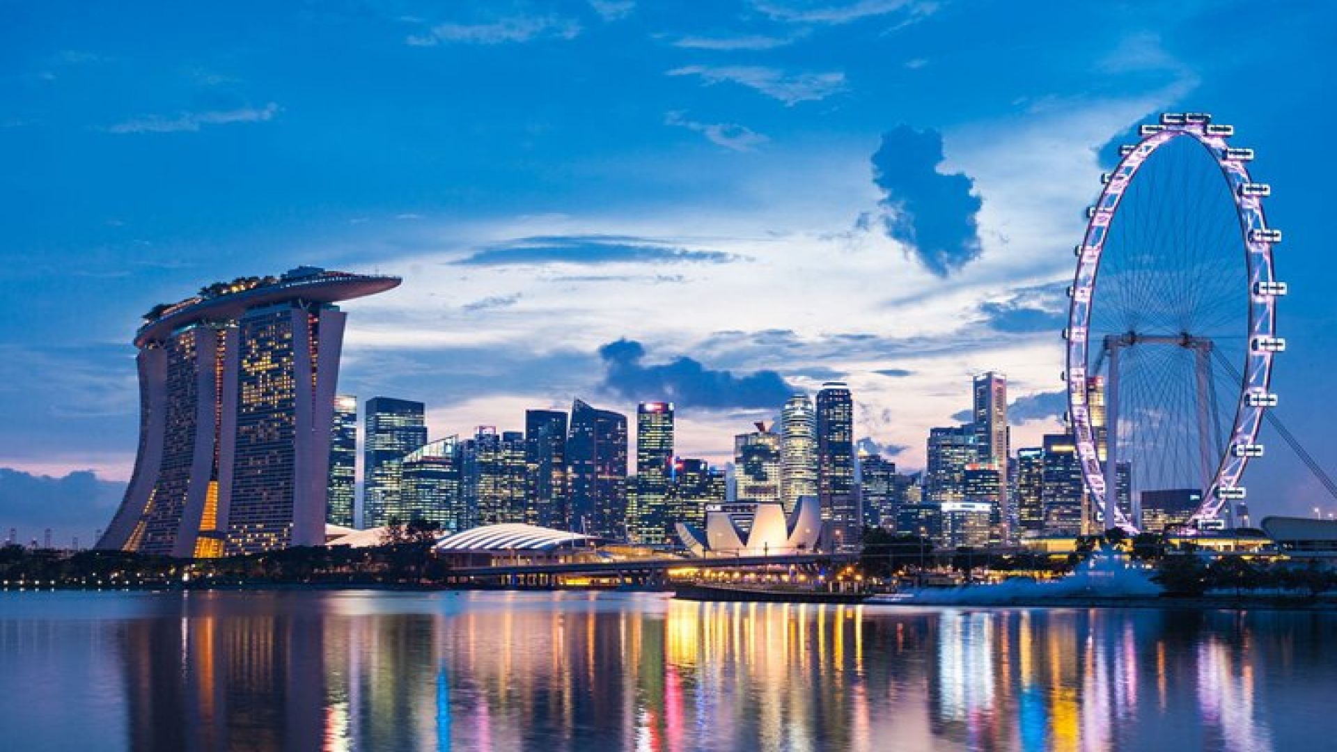 Singapore Highlights Private Bike Tour With A licensed Guide