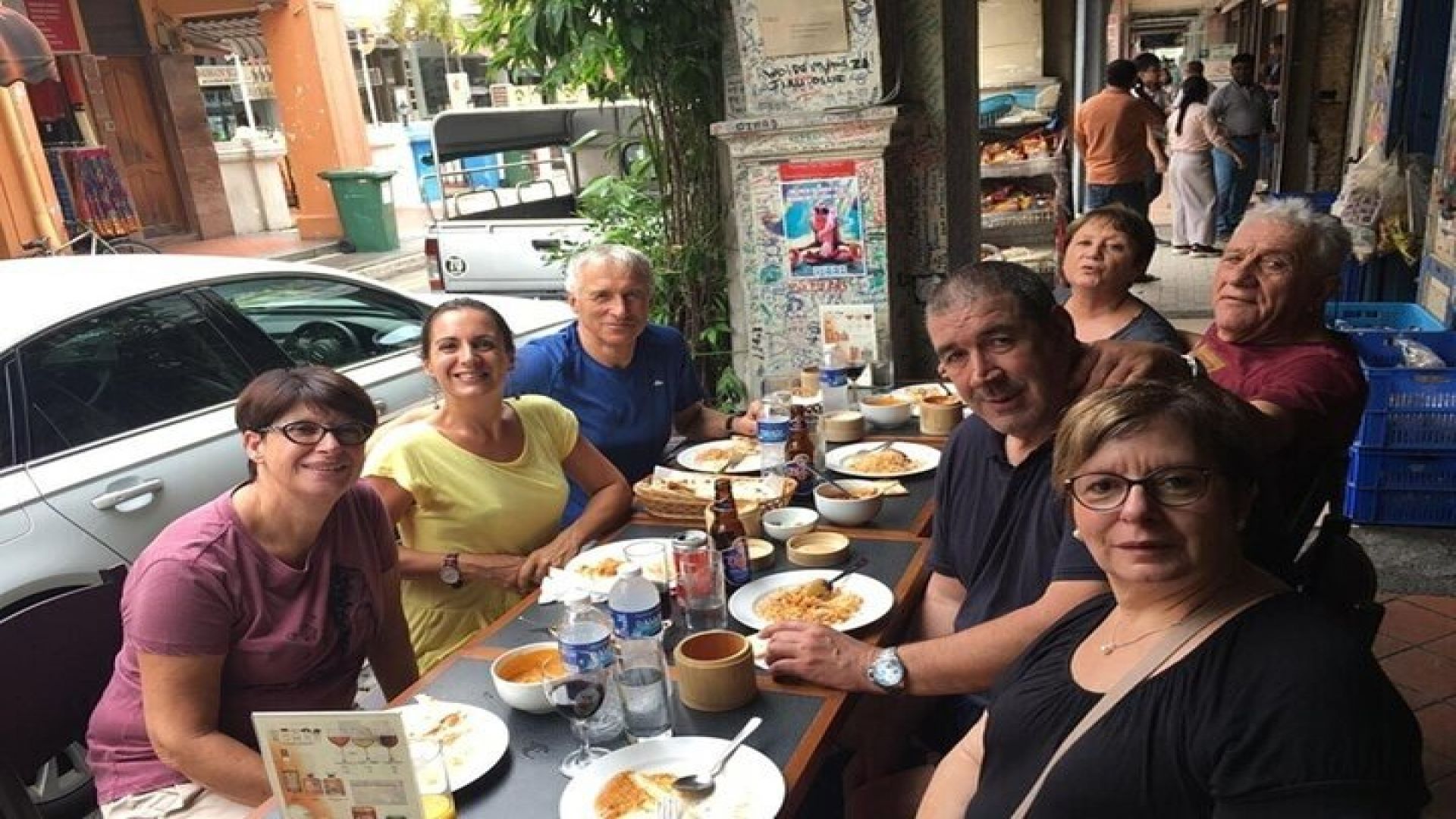 Singapore Street Food Walking Tour With A Licensed Guide