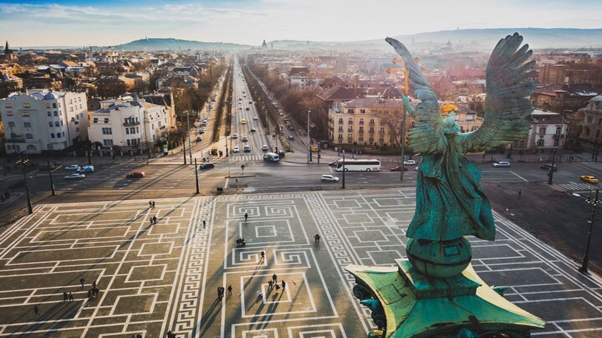 Budapest Must-Sees Private Tour with Professional Local Guide