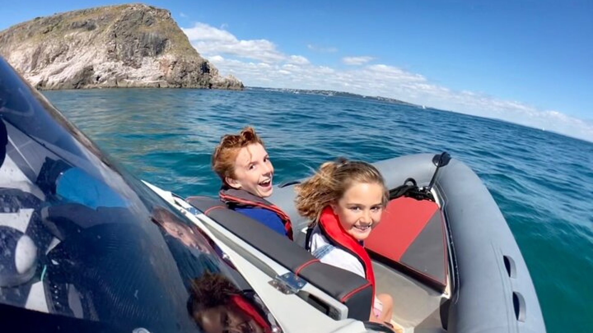 Private Coastal Boat Tour in Torquay