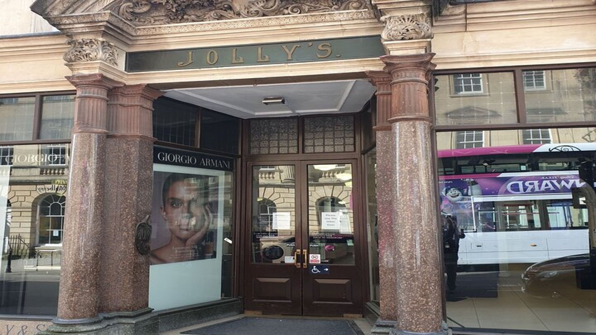 The Splendour of Georgian and Victorian Era Bath: A Self-Guided Audio Tour