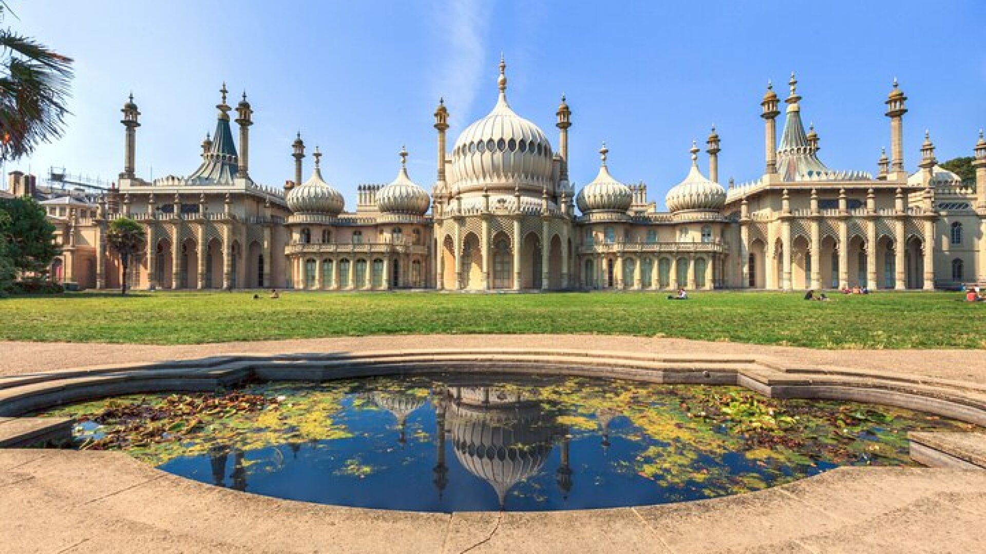 Brighton rocks: An audio tour of the city\'s music history along Brighton Beach