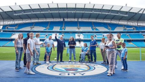Etihad Stadium: Manchester City FC Tour by Rail From London