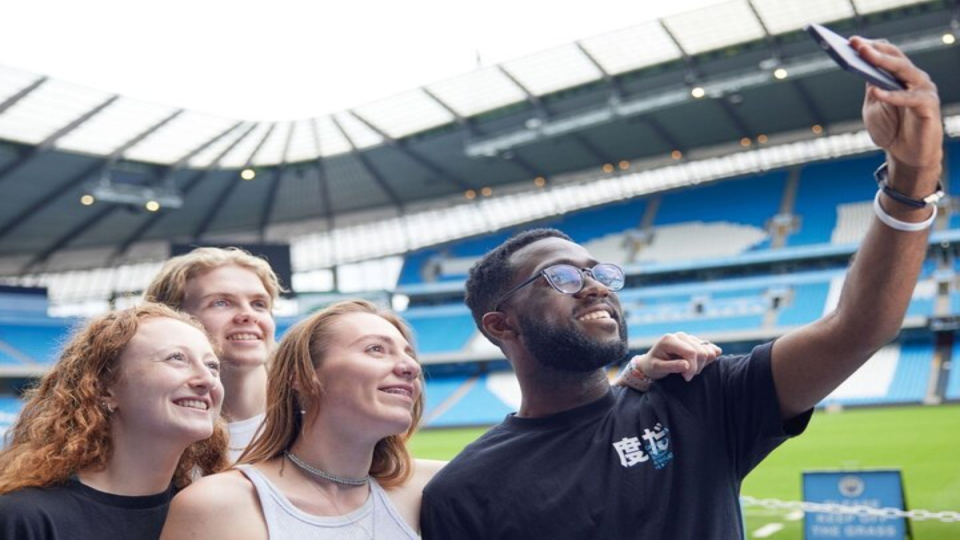 Etihad Stadium: Manchester City FC Tour by Rail From London