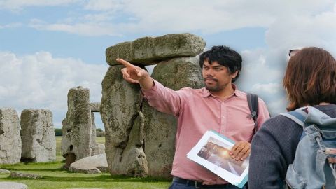 \'Stonehenge & Secret England\' from Bath for 2-8 curious adventurers