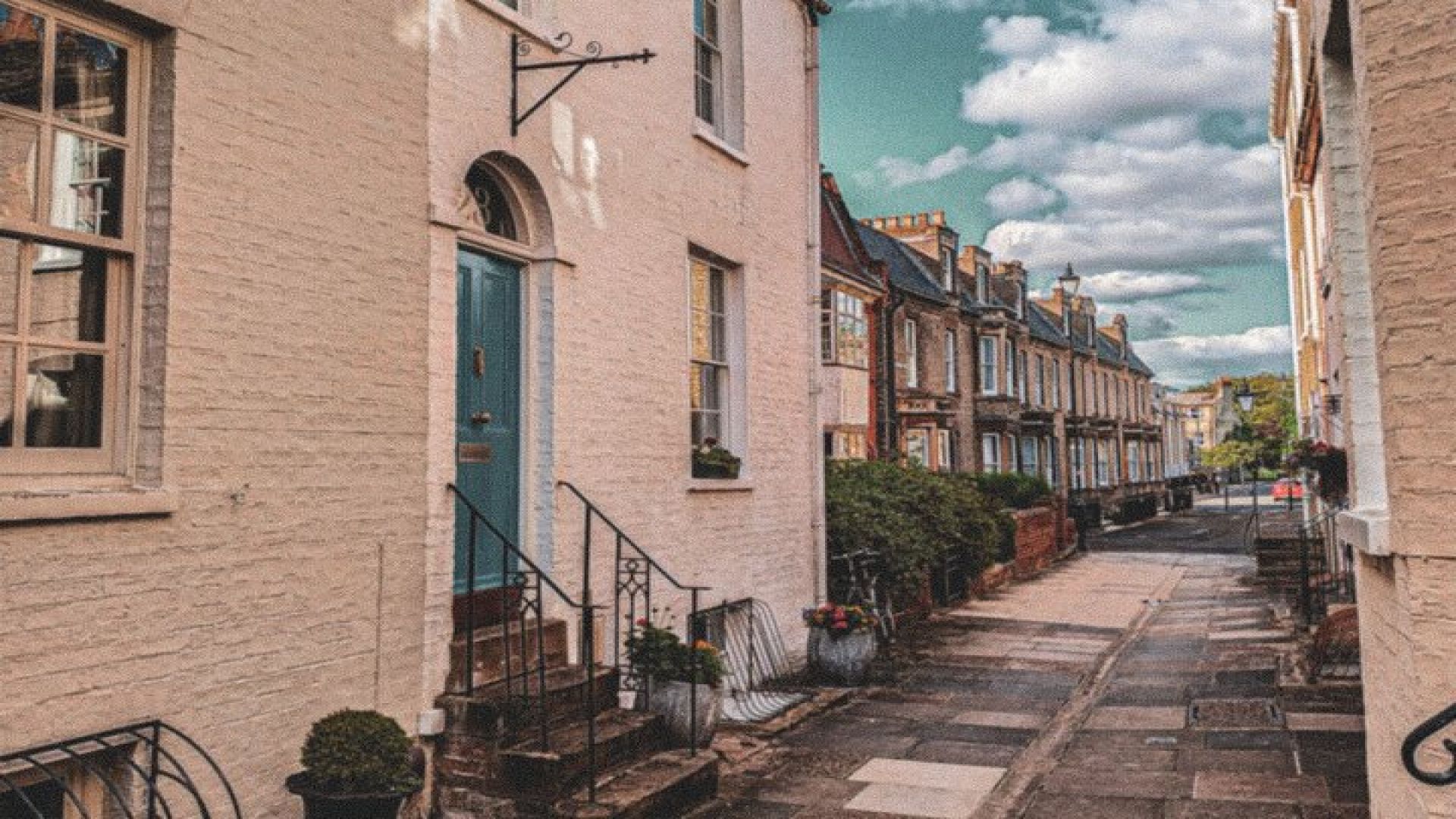 Cambridge Instagram Self-Guided Tour - Top Photo Spots