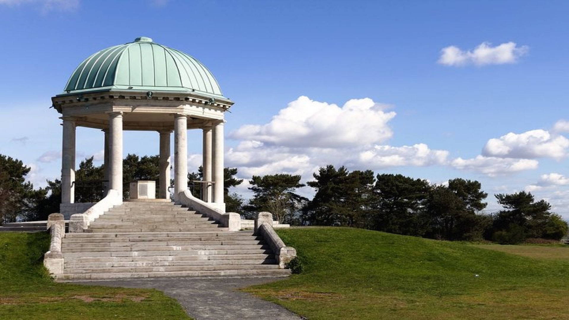 Birmingham Private Walking Tour with a Professional Guide