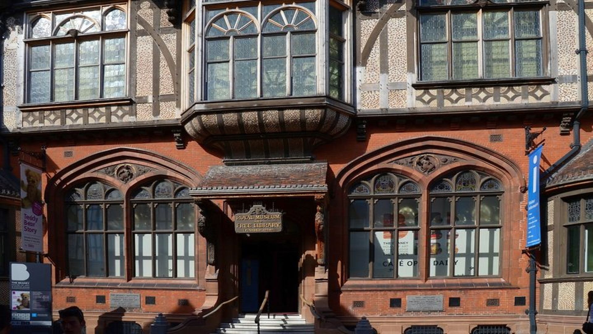 Canterbury Private Walking Tour with a Professional Guide