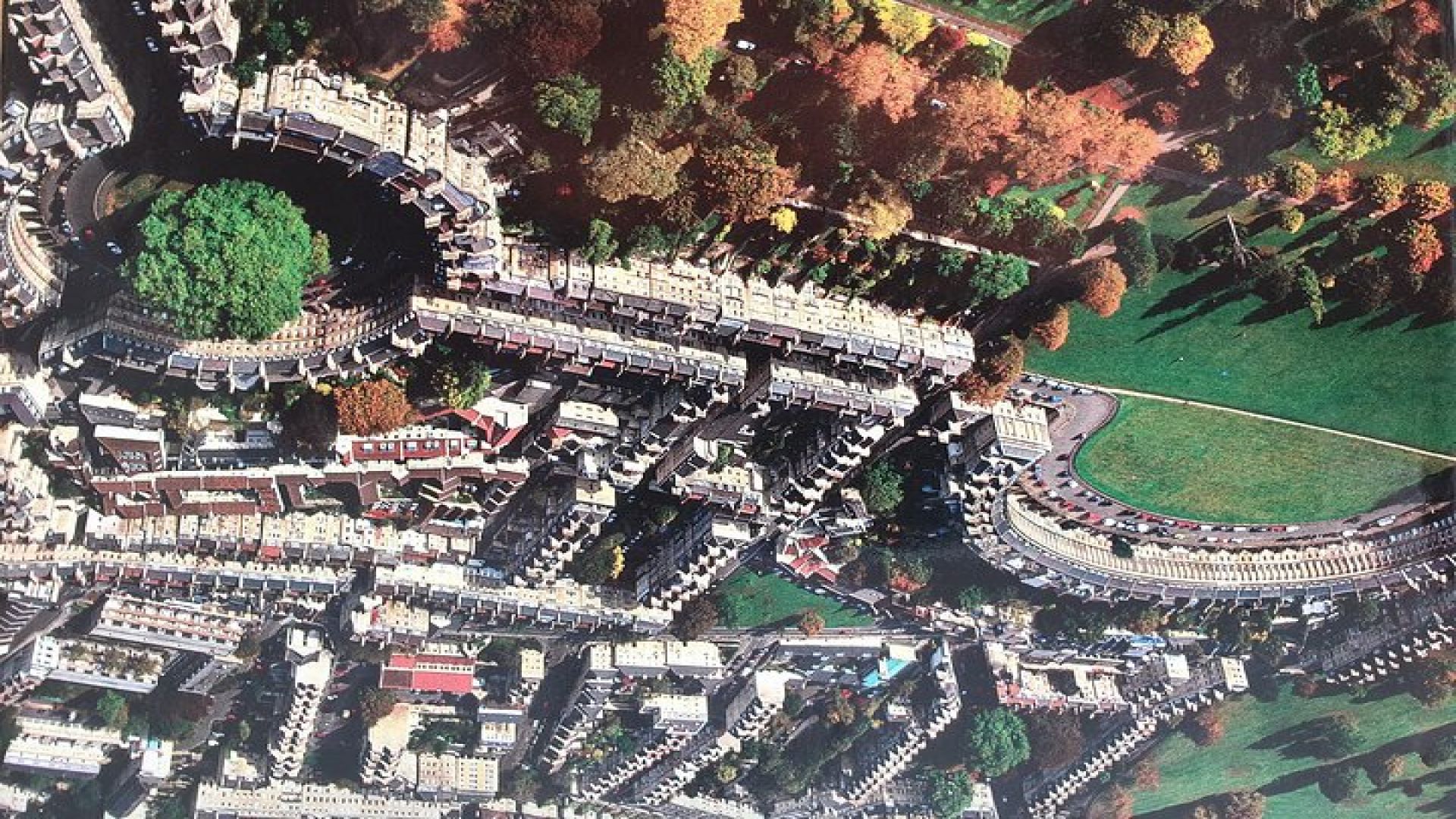 BATH: Private Walking Tour | Blue Badge Guide, 2h, £220 per group