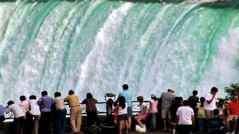 Niagara Falls Sightseeing Day Tour from Toronto