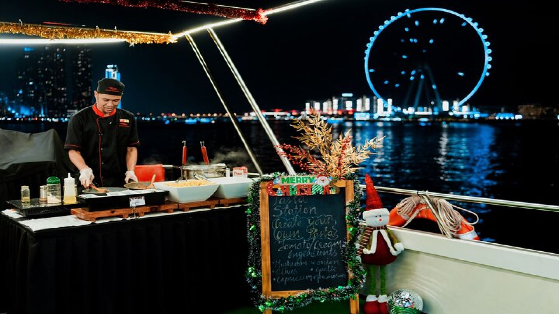 Dubai Marina Dinner Cruise with Live Music & Open Bar