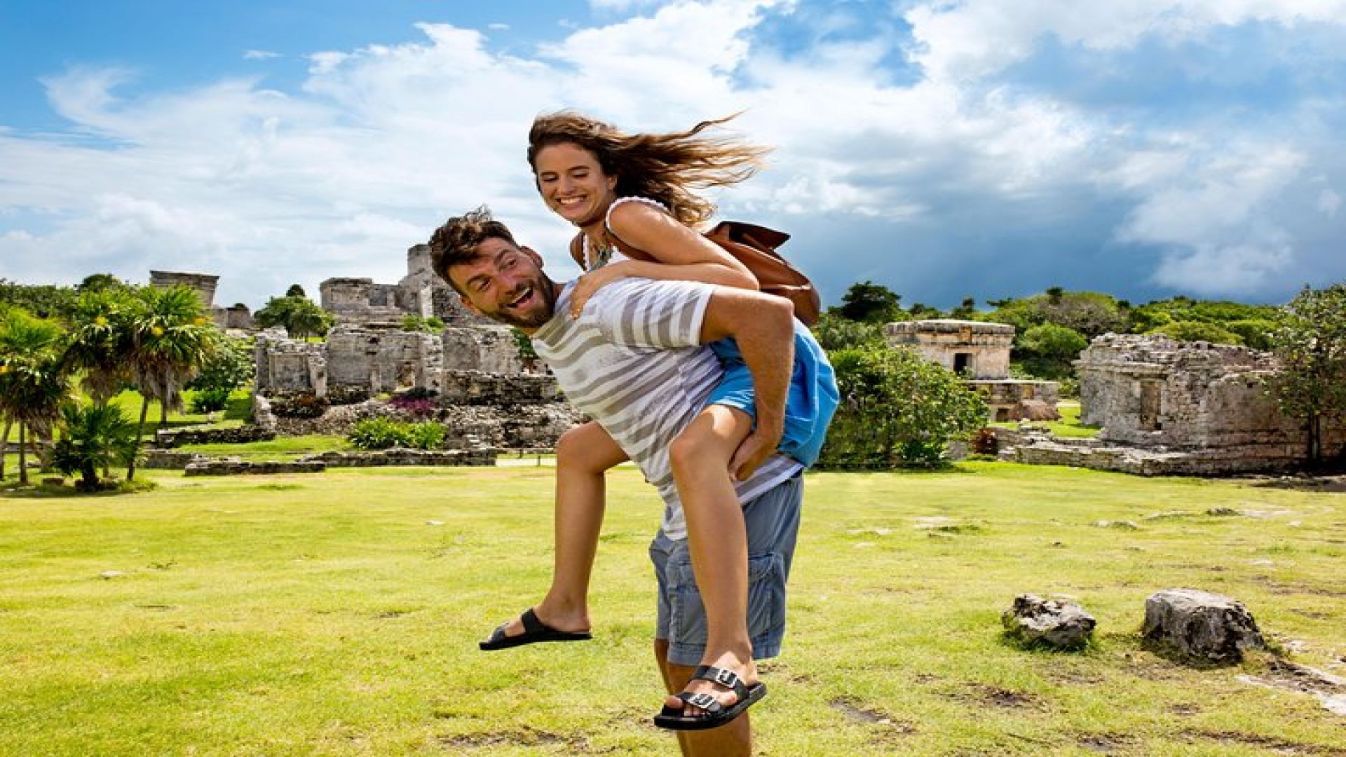 Tulum Tour + Xel-Há Park: All-Inclusive 2-in-1 Discount Combo