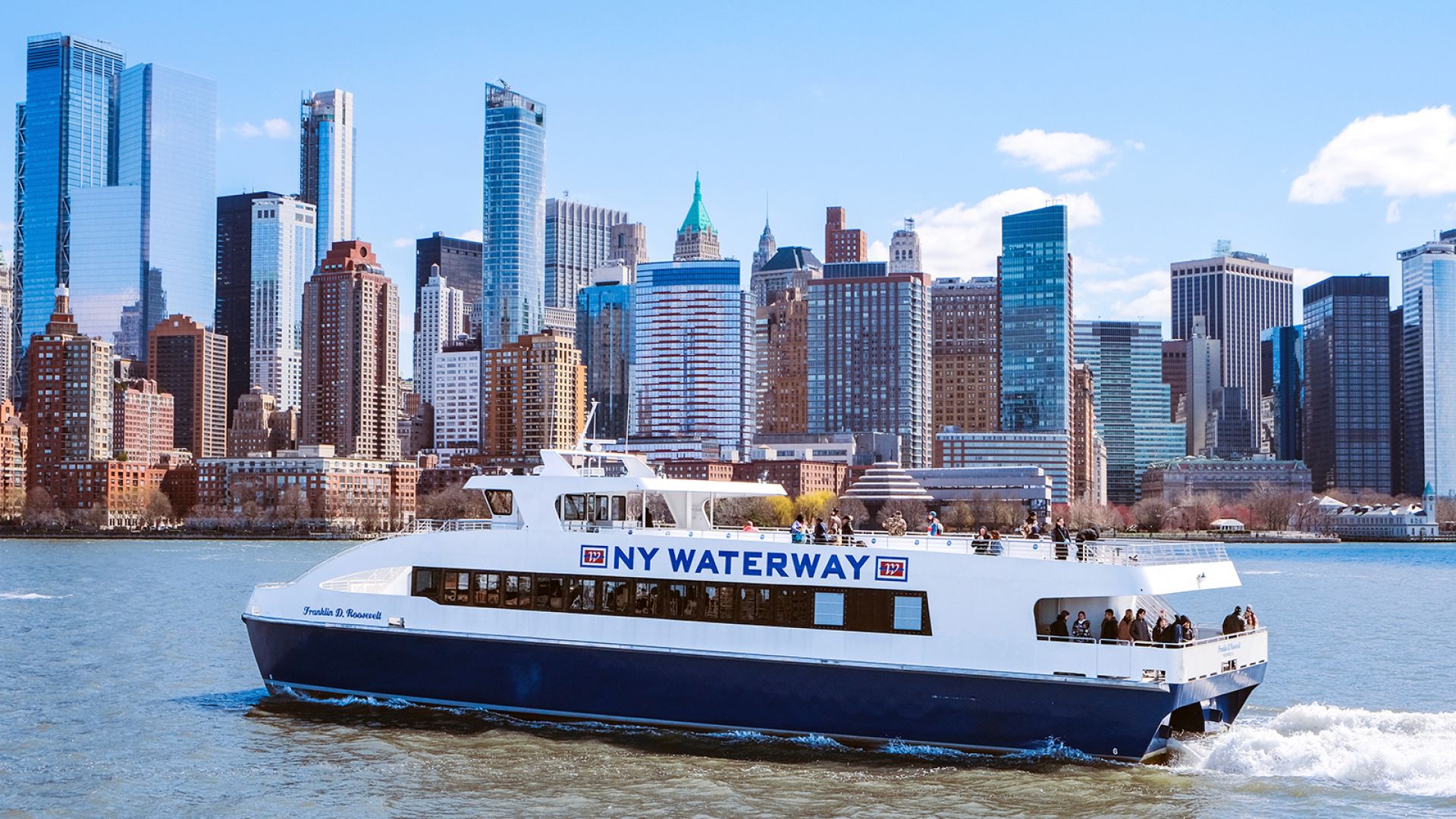 NY Waterway Harbor Tour/Ferry Combo - 80 Min