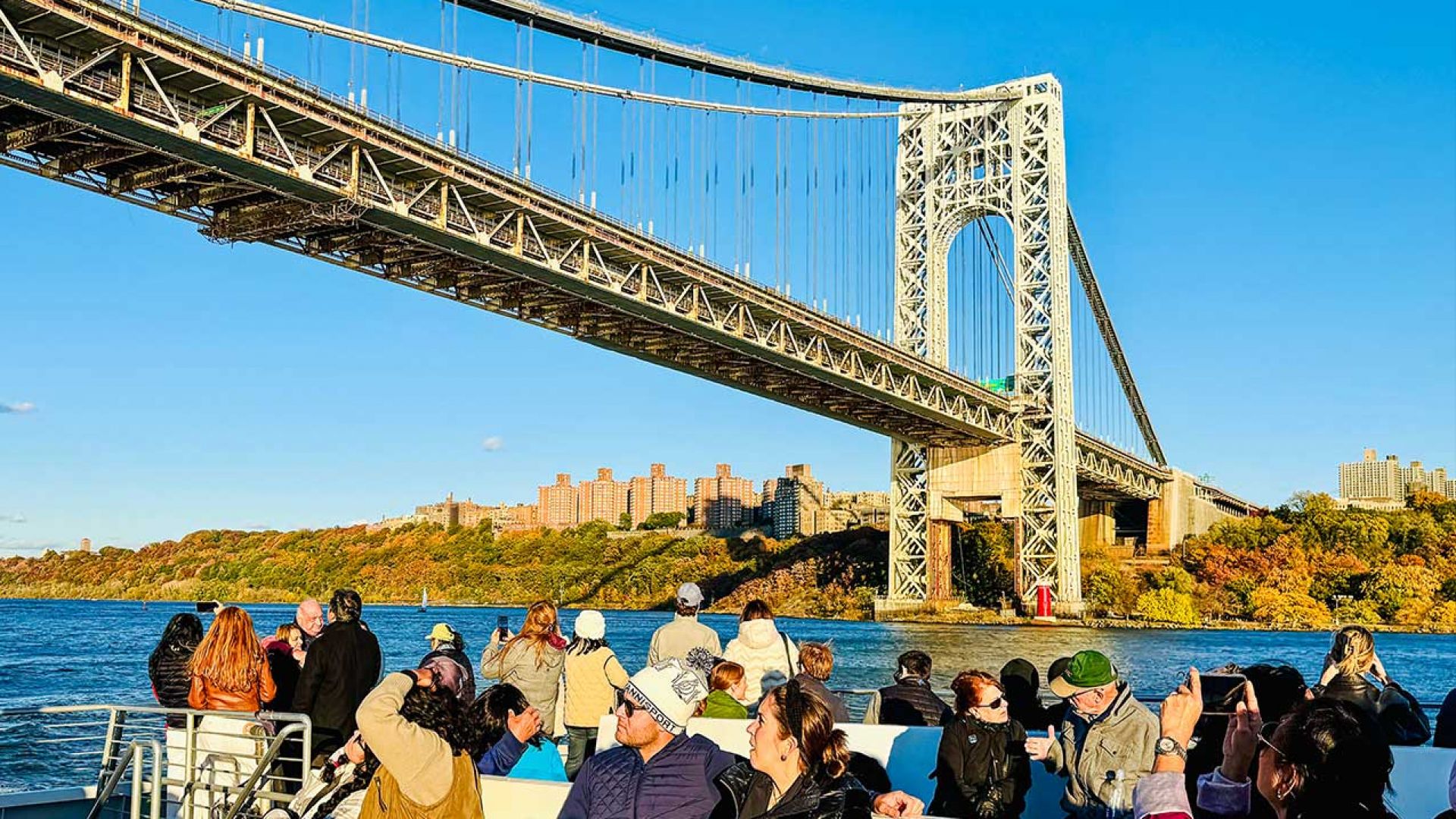 Fall Foliage Tour (2hr) Port Imperial  - Web