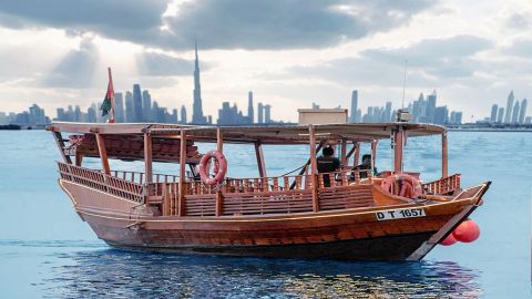 60-minute Abra Boat Ride Dubai - Boat Tour Dubai
