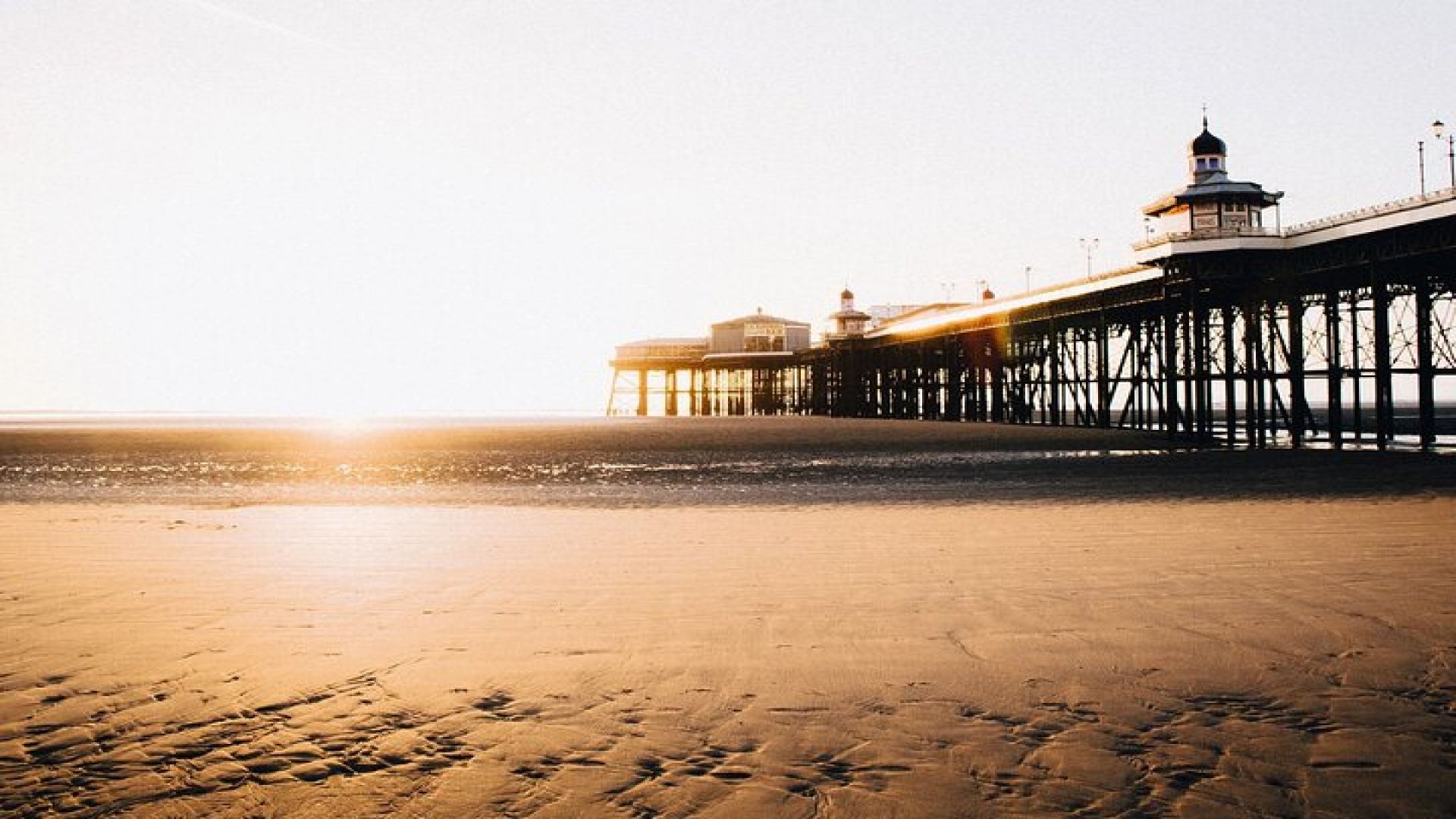 Blackpool Tour App, Hidden Gems Game and Big Britain Quiz (1 Day Pass) UK