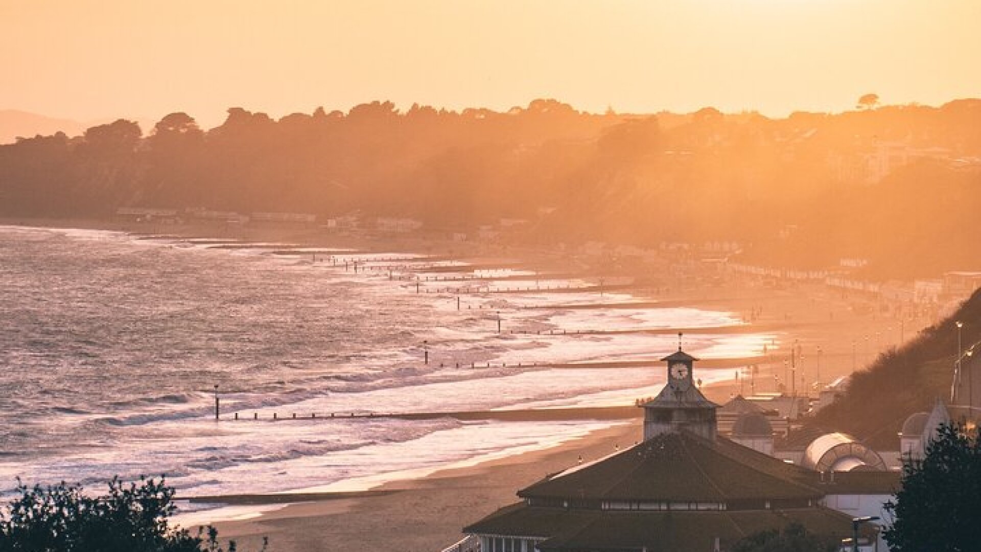 Bournemouth Tour App, Hidden Gems Game and Big Britain Quiz (1 Day Pass) UK