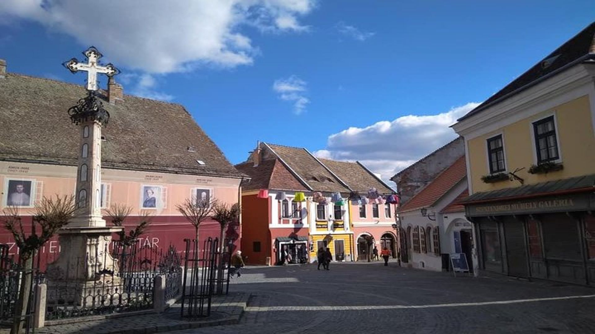 Visegrad Castle and Szentendre by the Danube private tour
