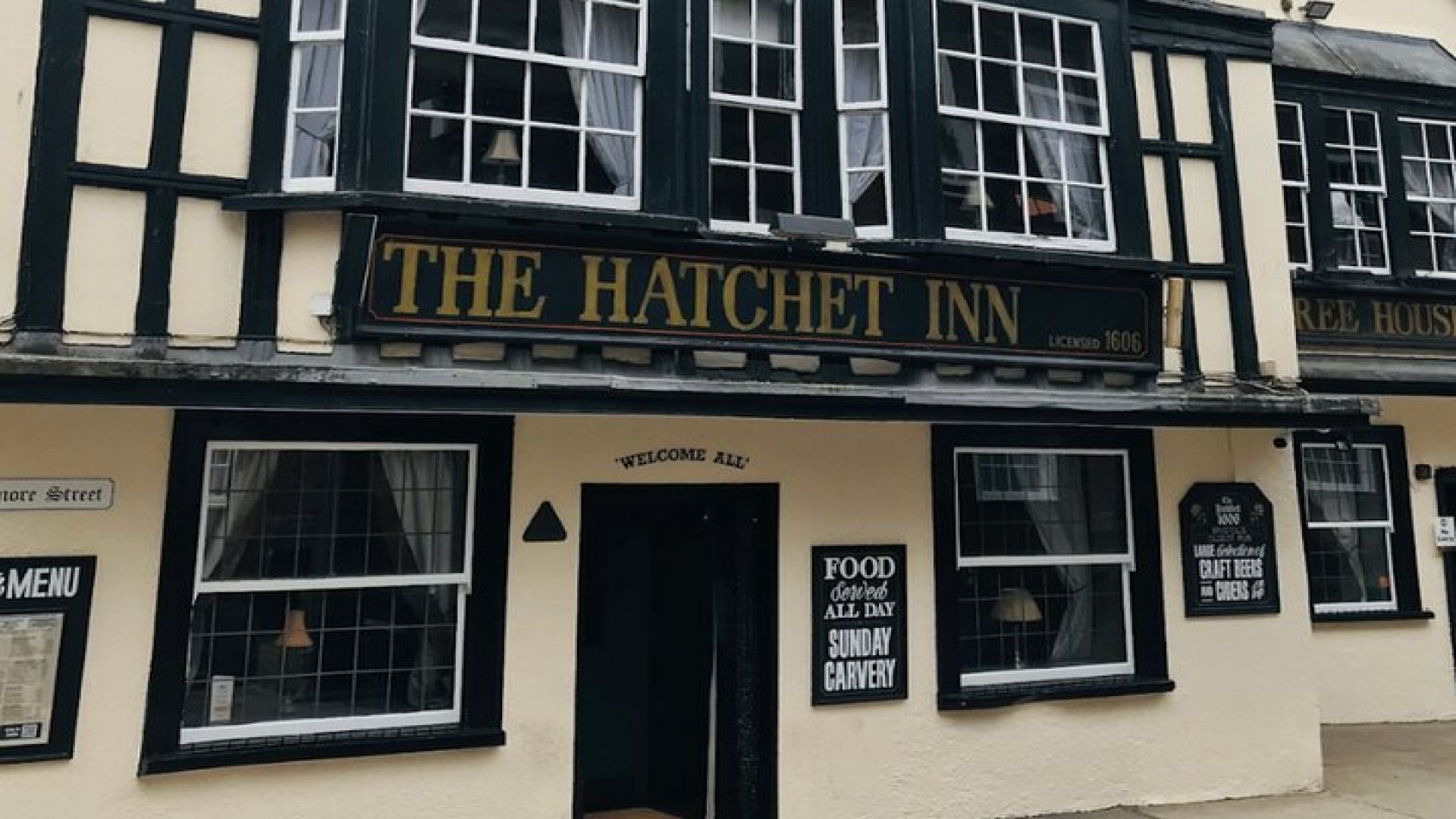 Bristol Scavenger Hunt and Sights Self-Guided Tour