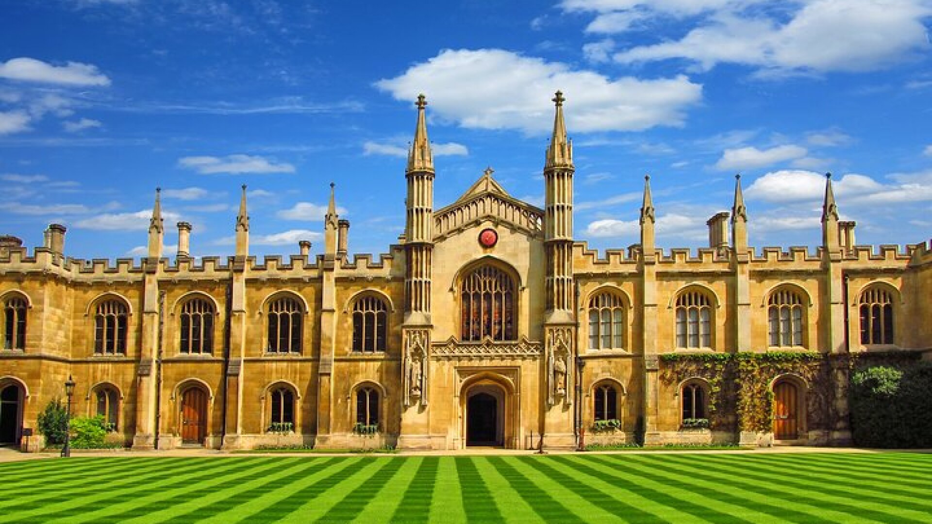 City of Cambridge Private Day Tour 