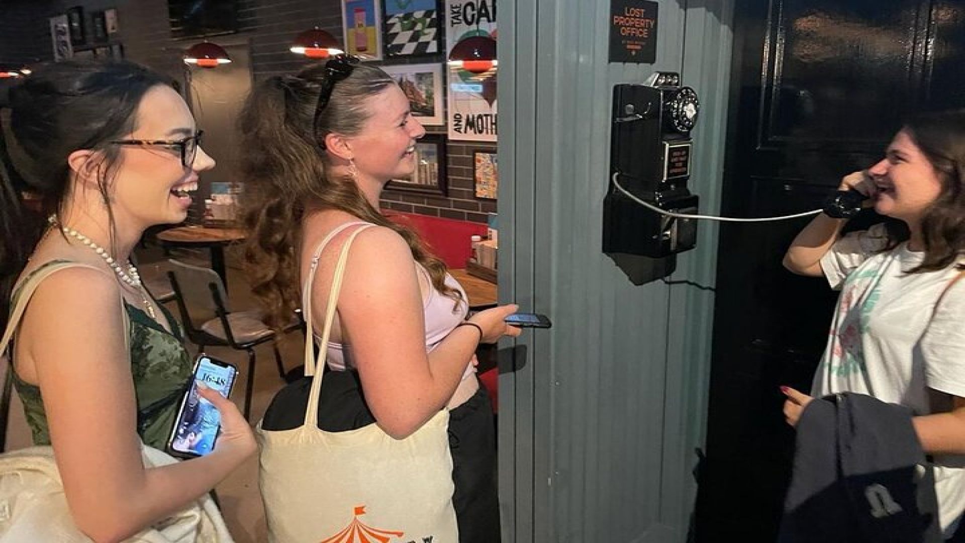 Cluefall - Immersive Treasure Hunt in London\'s South Bank