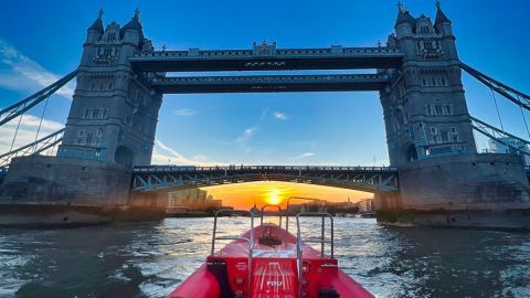 Thames Rockets Sunset London Speedboat Experience
