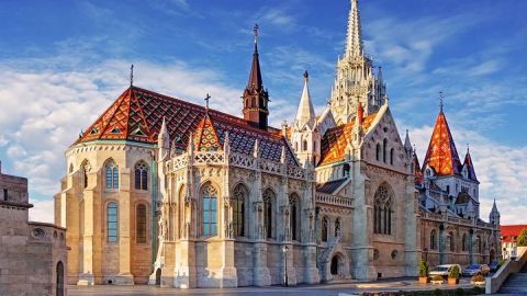 Private Full Day City Tour of Budapest with private guide and Hotel Pick-Up