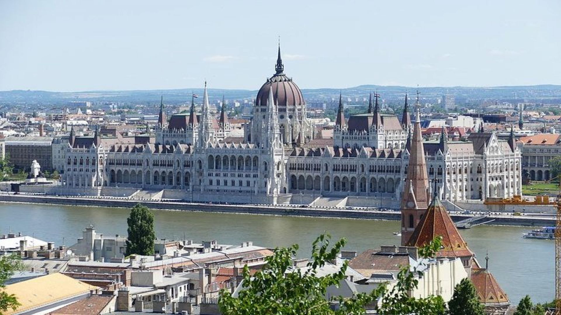 Private Full Day City Tour of Budapest with private guide and Hotel Pick-Up