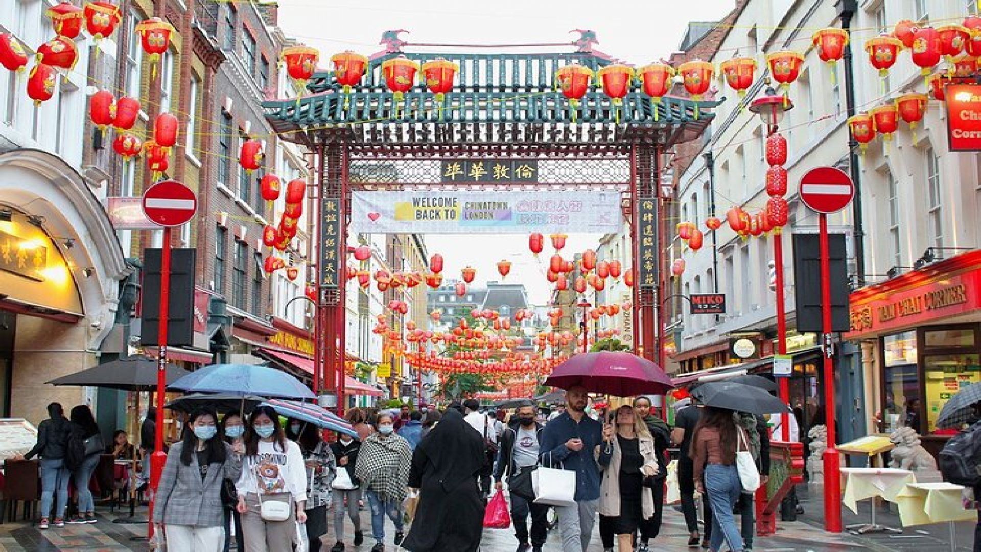 Soho Small-Group Multi Cultural Food Discovery Tour at Dusk